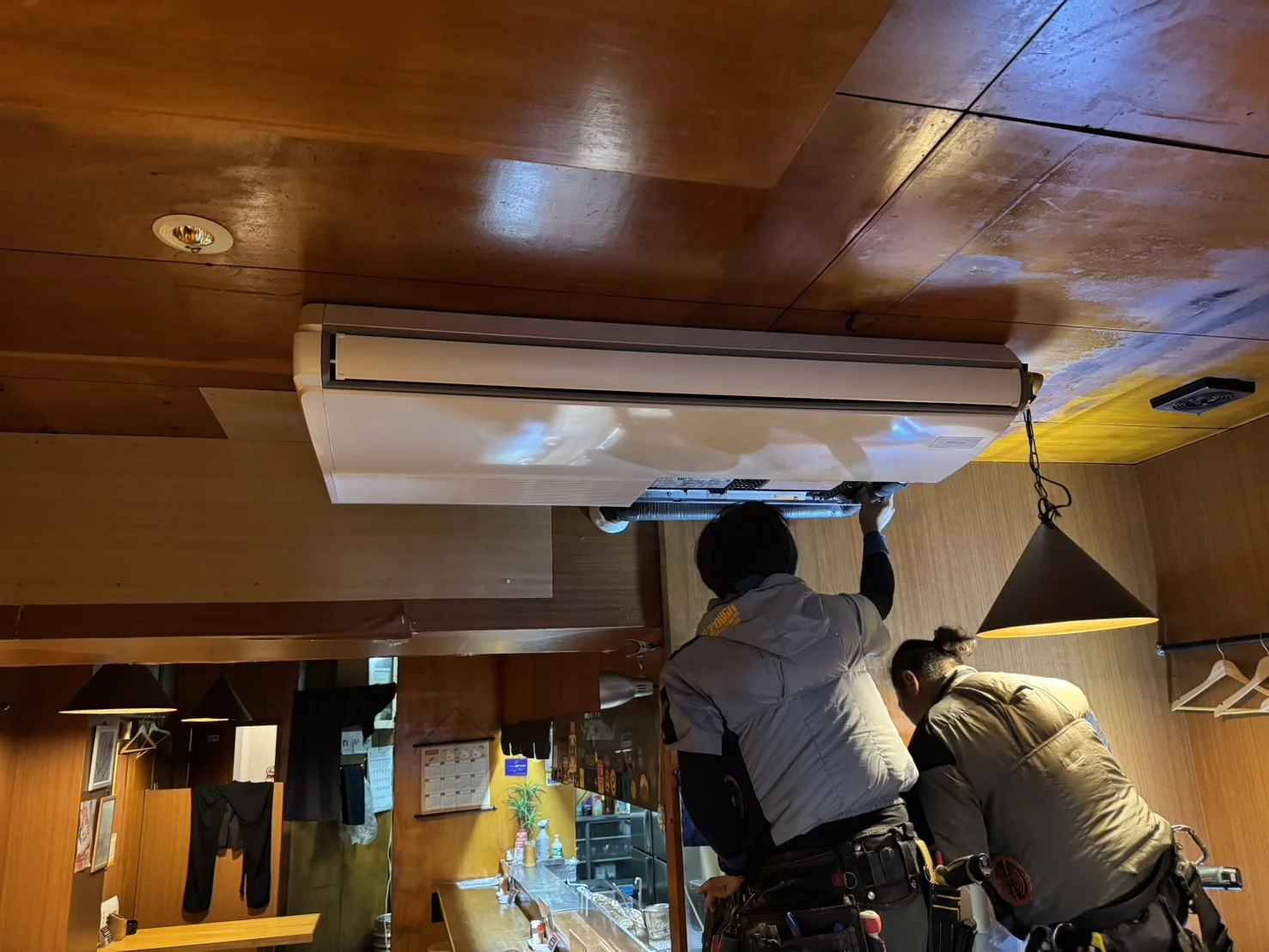 宮崎市 くし満太郎様 エアコン更新